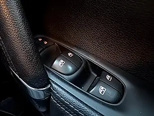 Used 2017 Nissan Qashqai Tekna Gun Metal Grey - Interior and Exterior details 19
