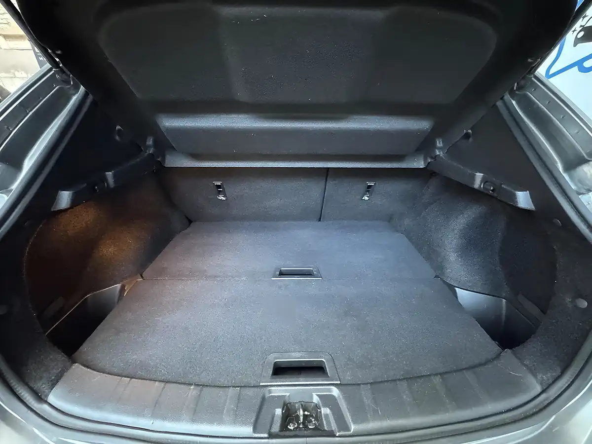 Used 2017 Nissan Qashqai Tekna Gun Metal Grey - Interior and Exterior details 20