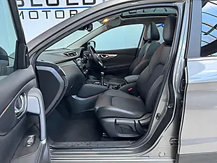Used 2017 Nissan Qashqai Tekna Gun Metal Grey - Interior and Exterior details 9