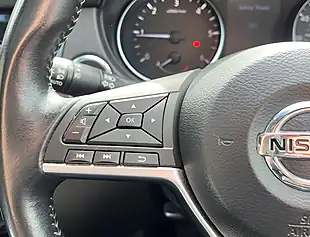 Used 2017 Nissan Qashqai Tekna+ Gun Metallic - Interior and Exterior details 15