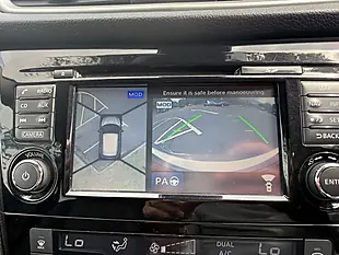 Used 2017 Nissan Qashqai Tekna - Interior and Exterior details 15