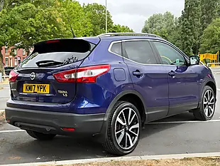 Used 2017 Nissan Qashqai Tekna - Interior and Exterior details 6