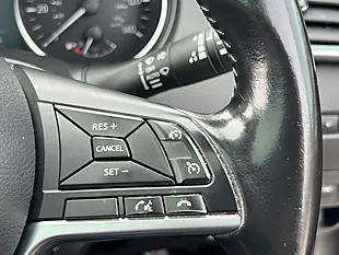 Used 2017 Nissan Qashqai Tekna+ Silver - Interior and Exterior details 20