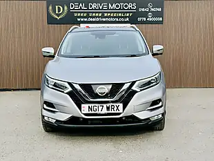 Used 2017 Nissan Qashqai Tekna Silver - Interior and Exterior details 2