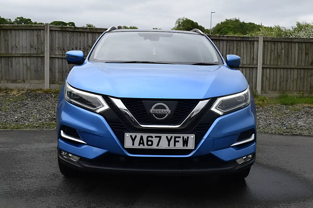 Used 2017 Nissan Qashqai Tekna Vivid Blue - Interior and Exterior details 2