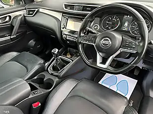 Used 2017 Nissan Qashqai Tekna White - Interior and Exterior details 2