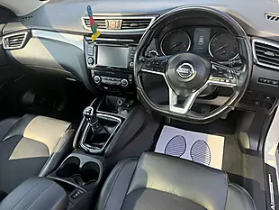 Used 2017 Nissan Qashqai Tekna White - Interior and Exterior details 16