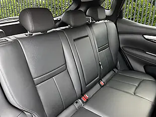 Used 2017 Nissan Qashqai Tekna White - Interior and Exterior details 15