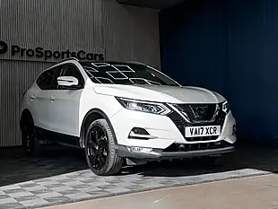 Used 2017 Nissan Qashqai Tekna White - Interior and Exterior details 10