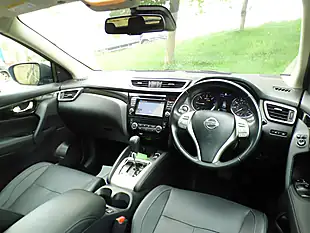 Used 2017 Nissan Qashqai Tekna Xtron Black - Interior and Exterior details 3