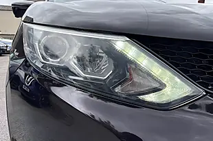 Used 2017 Nissan Qashqai Tekna Xtron Black - Interior and Exterior details 18