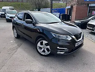 Used 2017 Nissan Qashqai Tekna Xtron Black - Interior and Exterior details 3