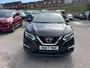 Used 2017 Nissan Qashqai Tekna Xtron Black - Interior and Exterior details 4