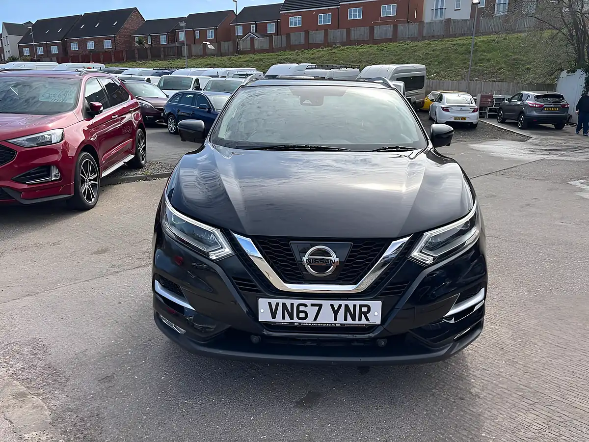 Used 2017 Nissan Qashqai Tekna Xtron Black - Interior and Exterior details 4