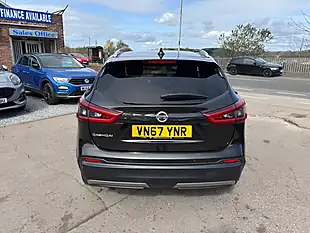 Used 2017 Nissan Qashqai Tekna Xtron Black - Interior and Exterior details 8
