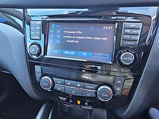 Used 2017 Nissan Qashqai Tekna Xtron Grey - Interior and Exterior details 16