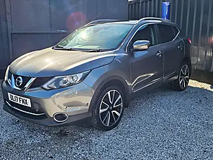 Used 2017 Nissan Qashqai Tekna Xtron Grey - Interior and Exterior details 3