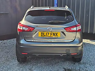 Used 2017 Nissan Qashqai Tekna Xtron Grey - Interior and Exterior details 5