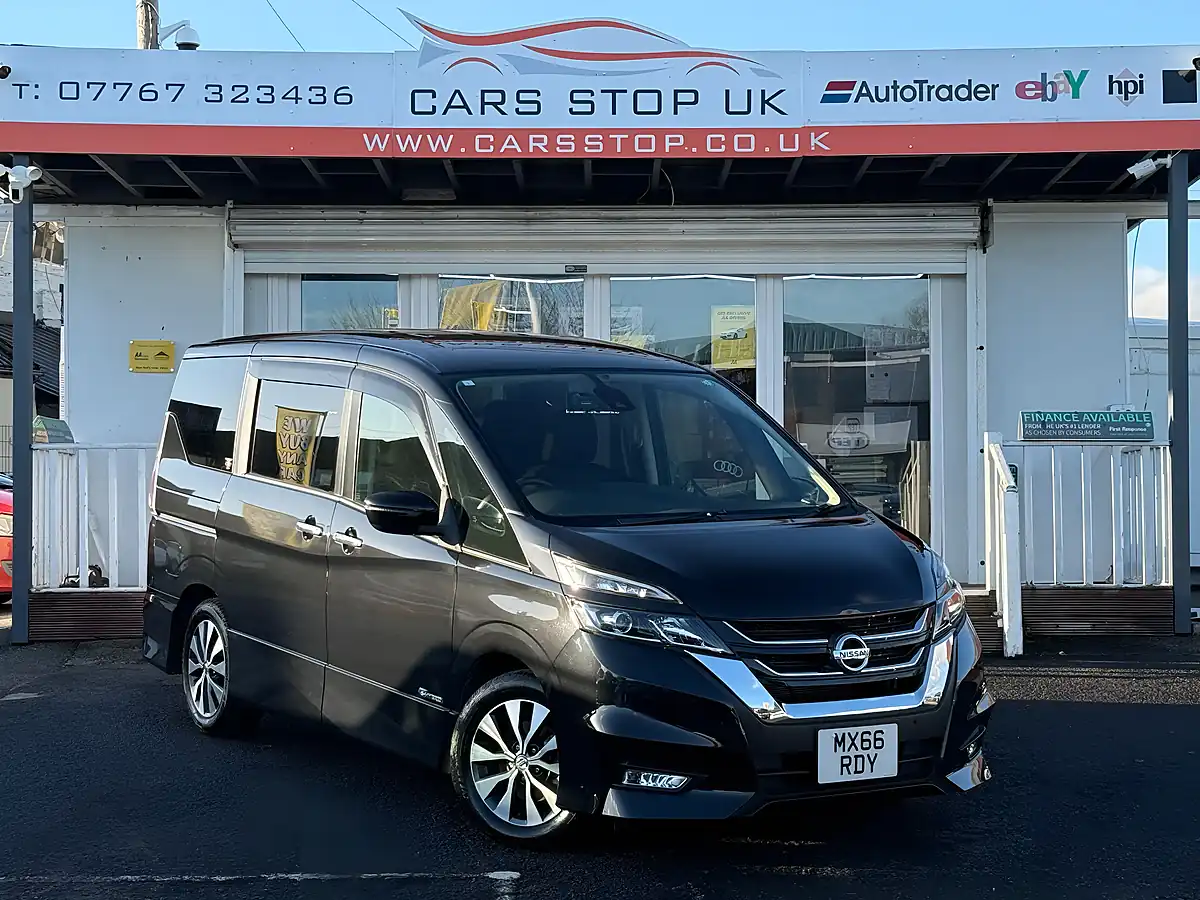 Used 2017 Nissan Serena Highway Star Propilot Edition Black - Interior and Exterior details 5