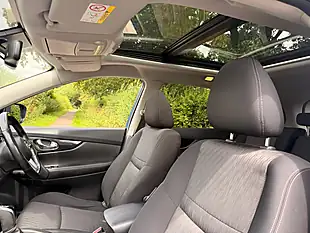 Used 2017 Nissan X-Trail Acenta Sapphire Blue - Interior and Exterior details 13