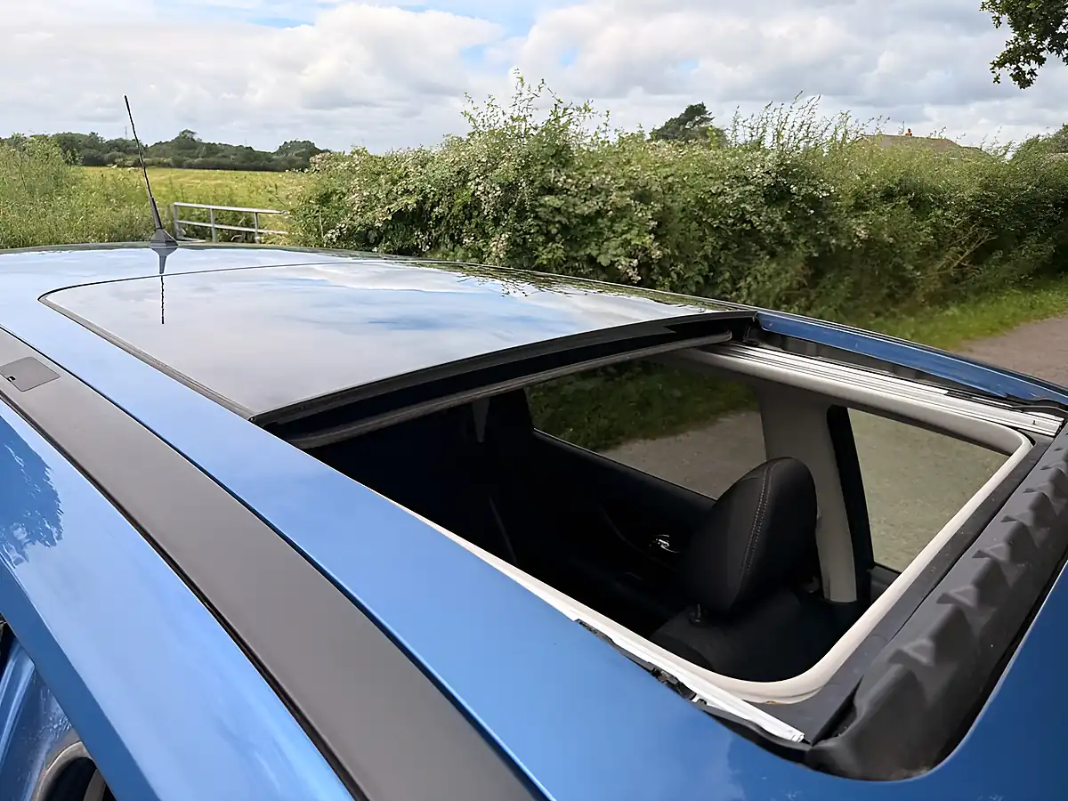 Used 2017 Nissan X-Trail Acenta Sapphire Blue - Interior and Exterior details 20