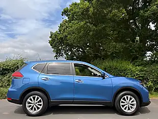 Used 2017 Nissan X-Trail Acenta Sapphire Blue - Interior and Exterior details 5
