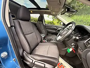 Used 2017 Nissan X-Trail Acenta Sapphire Blue - Interior and Exterior details 8