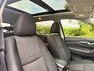 Used 2017 Nissan X-Trail Acenta Sapphire Blue - Interior and Exterior details 9