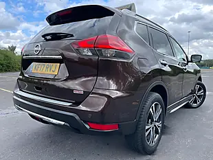 Used 2017 Nissan X-Trail N-Connecta Beige - Interior and Exterior details 13