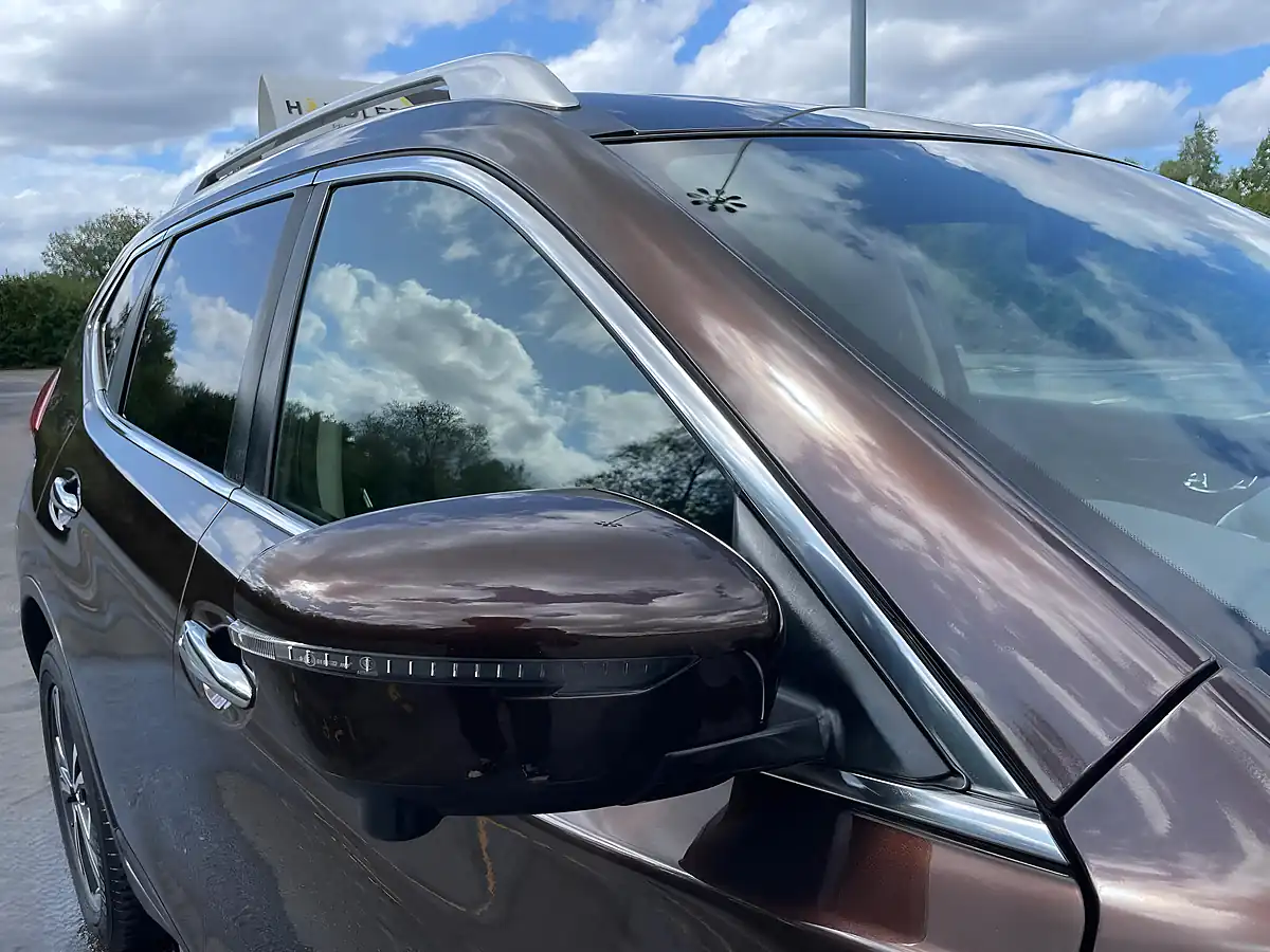 Used 2017 Nissan X-Trail N-Connecta Beige - Interior and Exterior details 14