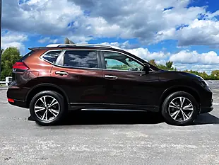 Used 2017 Nissan X-Trail N-Connecta Beige - Interior and Exterior details 9