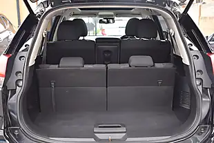 Used 2017 Nissan X-Trail N-Connecta Black - Interior and Exterior details 11