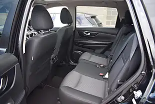 Used 2017 Nissan X-Trail N-Connecta Black - Interior and Exterior details 12