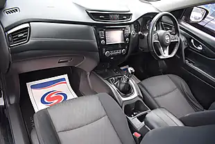 Used 2017 Nissan X-Trail N-Connecta Black - Interior and Exterior details 14