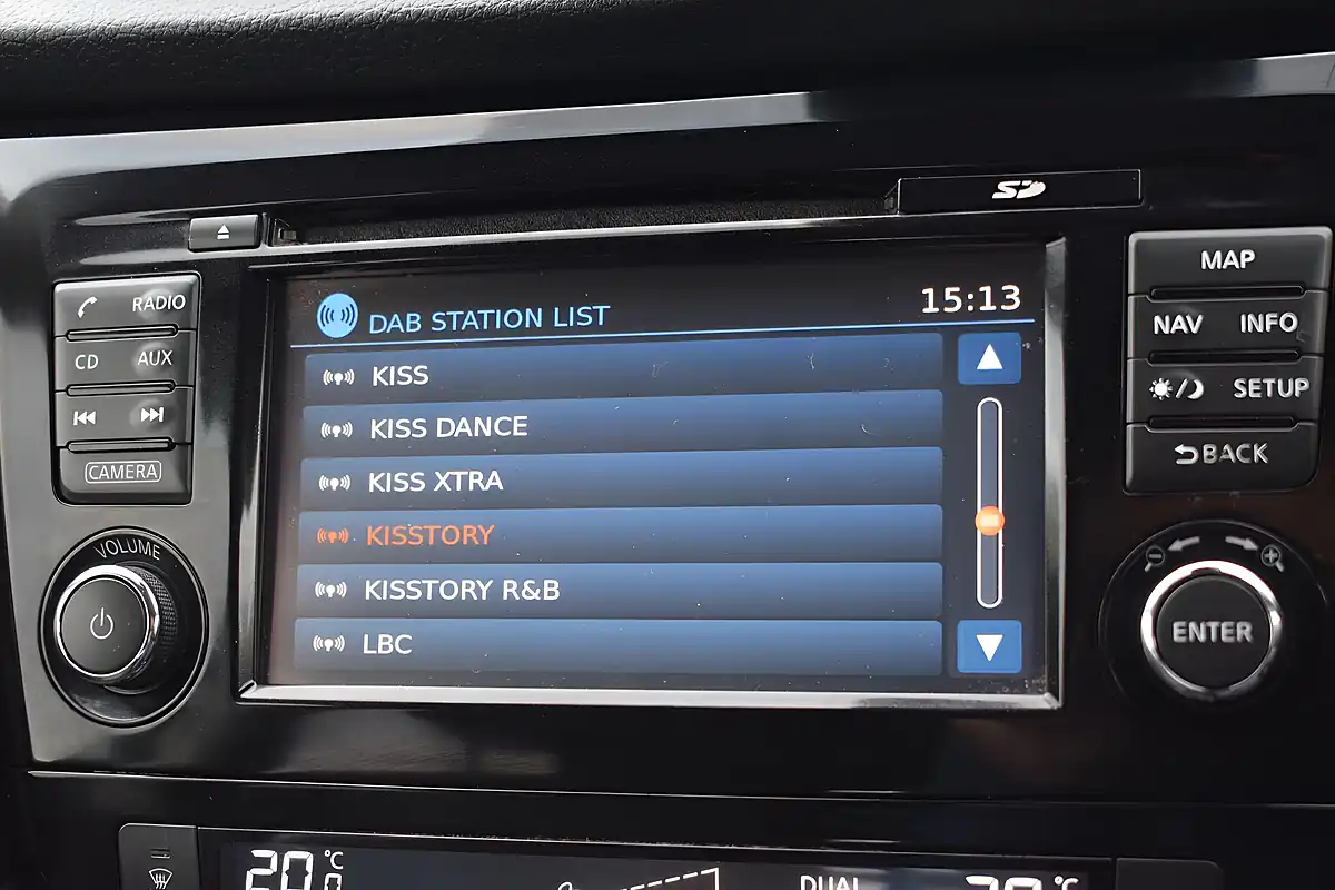 Used 2017 Nissan X-Trail N-Connecta Black - Interior and Exterior details 18