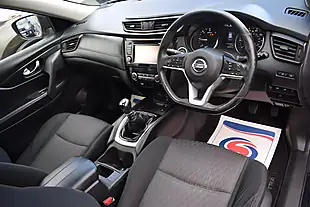 Used 2017 Nissan X-Trail N-Connecta Black - Interior and Exterior details 7