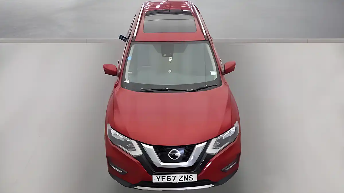 Used 2017 Nissan X-Trail N-Connecta Red - Interior and Exterior details 7