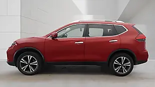 Used 2017 Nissan X-Trail N-Connecta Red - Interior and Exterior details 8