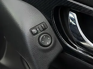 Used 2017 Nissan X-Trail N-Connecta Se White - Interior and Exterior details 14
