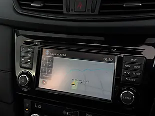 Used 2017 Nissan X-Trail N-Connecta Se White - Interior and Exterior details 17