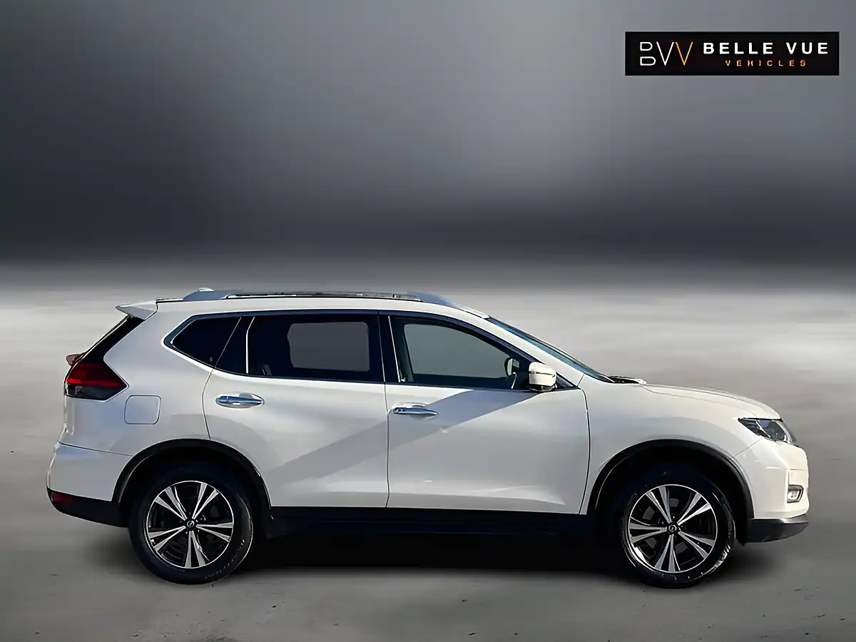Used 2017 Nissan X-Trail N-Connecta Storm White - Interior and Exterior details 2