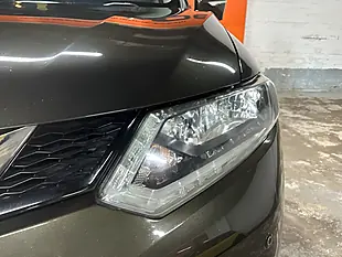 Used 2017 Nissan X-Trail N-Tec Green - Interior and Exterior details 11