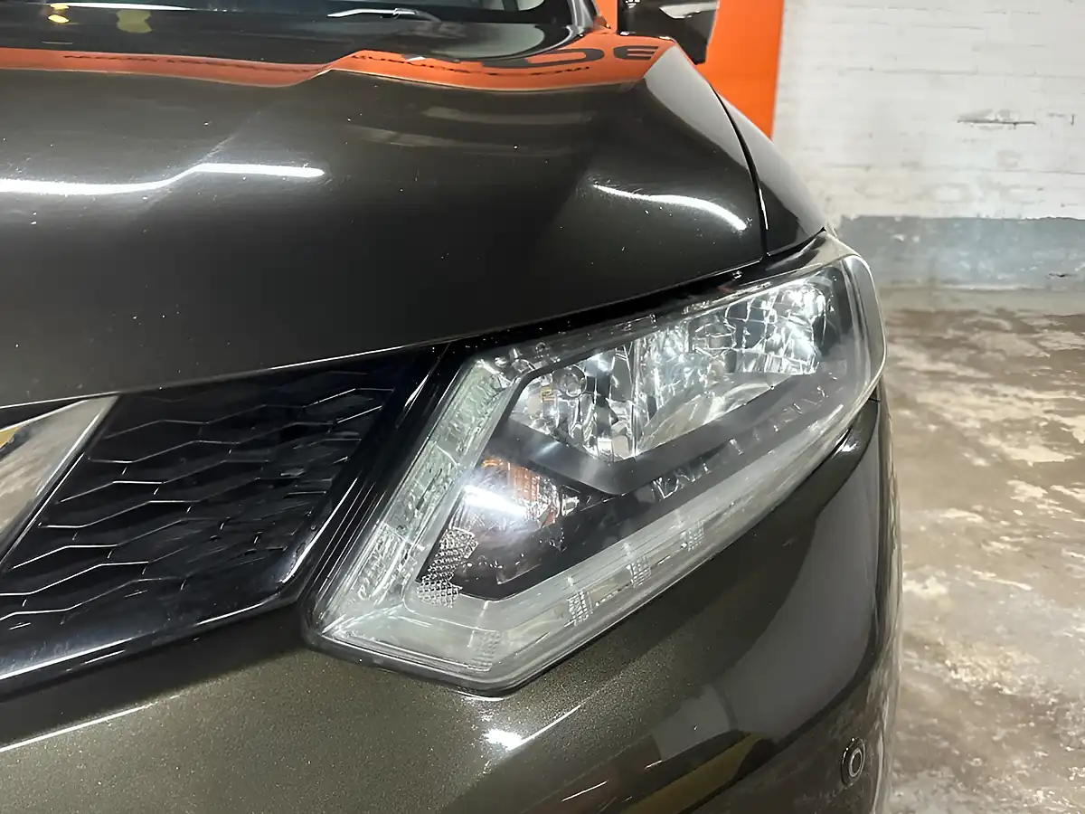 Used 2017 Nissan X-Trail N-Tec Green - Interior and Exterior details 11