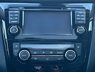Used 2017 Nissan X-Trail N-Tec Green - Interior and Exterior details 17