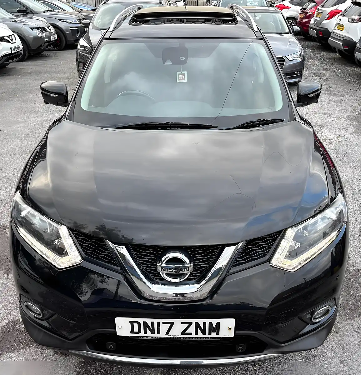 Used 2017 Nissan X-Trail N-Vision 4WD Black - Interior and Exterior details 5