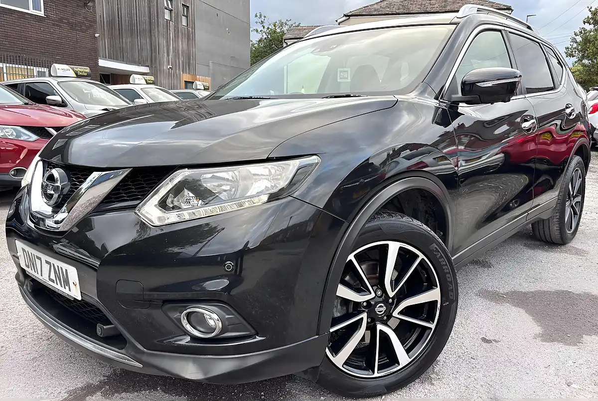 Used 2017 Nissan X-Trail N-Vision 4WD Black - Interior and Exterior details 6