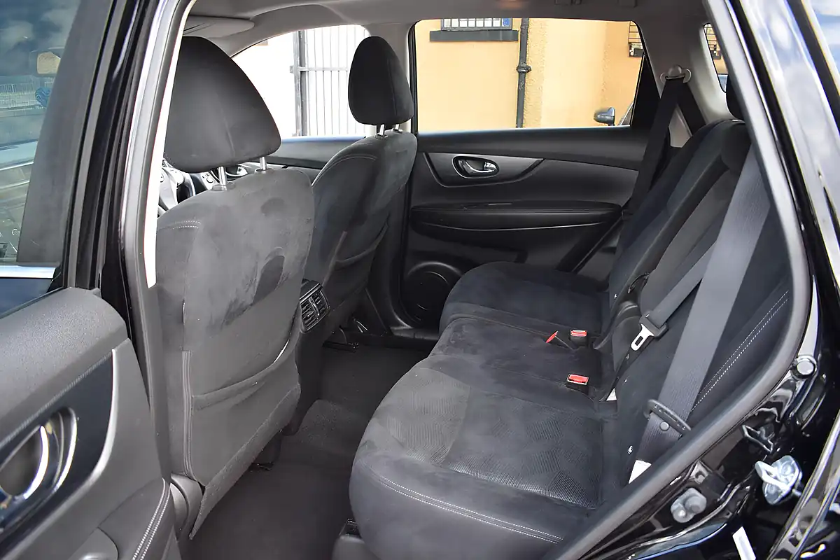 Used 2017 Nissan X-Trail N-Vision Black - Interior and Exterior details 11