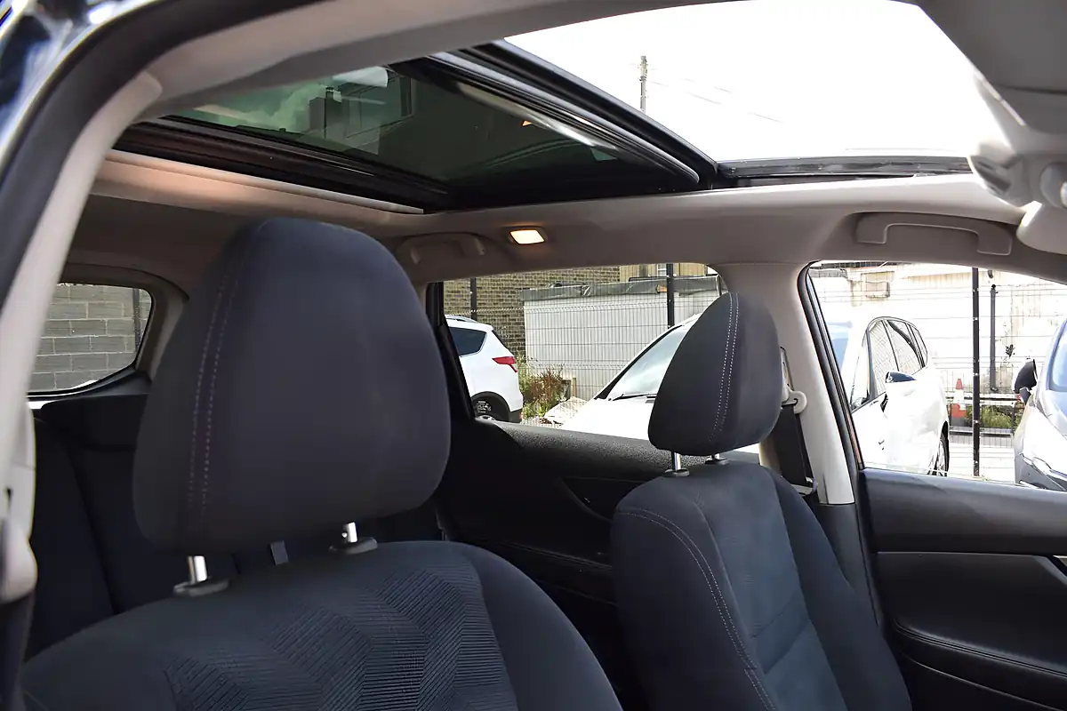 Used 2017 Nissan X-Trail N-Vision Black - Interior and Exterior details 15