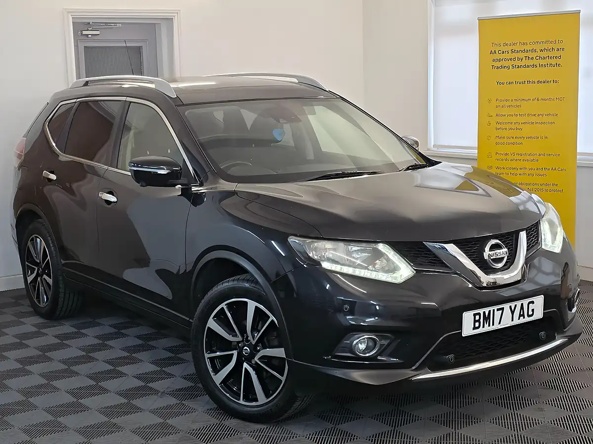 Used 2017 Nissan X-Trail N-Vision Black - Interior and Exterior details 3