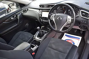 Used 2017 Nissan X-Trail N-Vision Black - Interior and Exterior details 7